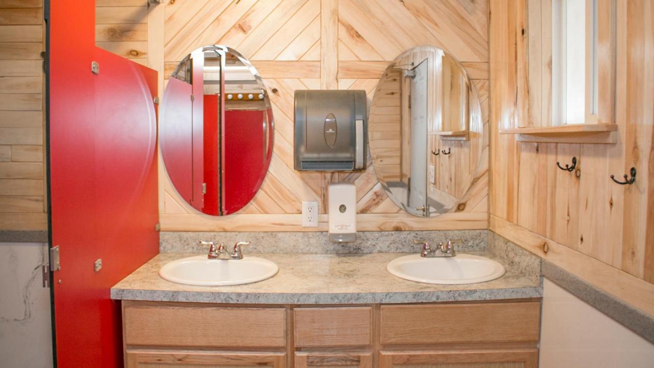 Outdoor Glamping Jayco Rv Ok35 Apartment Moab Bagian luar foto