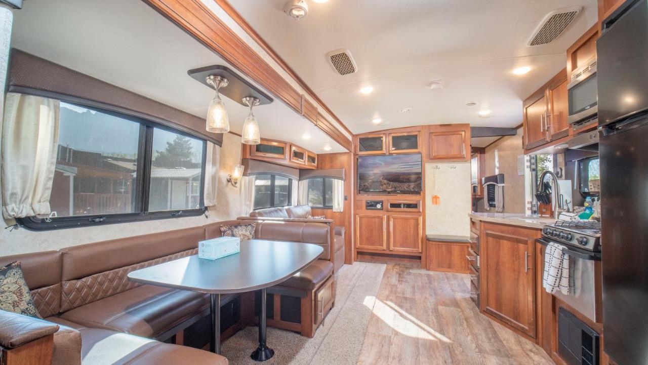 Outdoor Glamping Jayco Rv Ok35 Apartment Moab Bagian luar foto