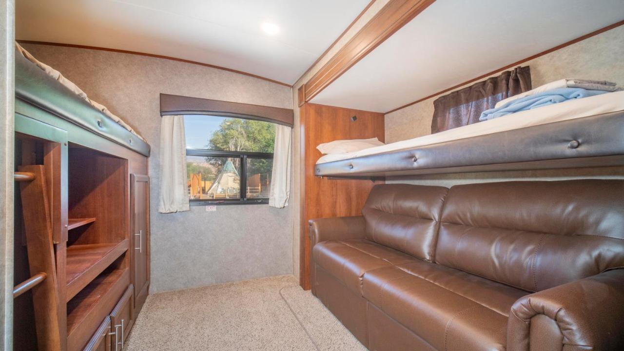 Outdoor Glamping Jayco Rv Ok35 Apartment Moab Bagian luar foto
